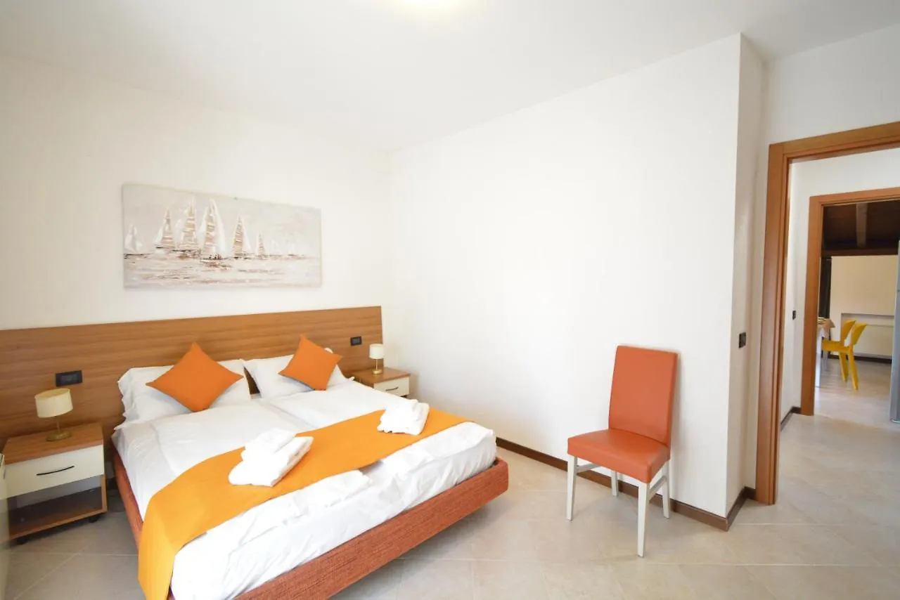 Residenza Corte Casara Lazise 3*,