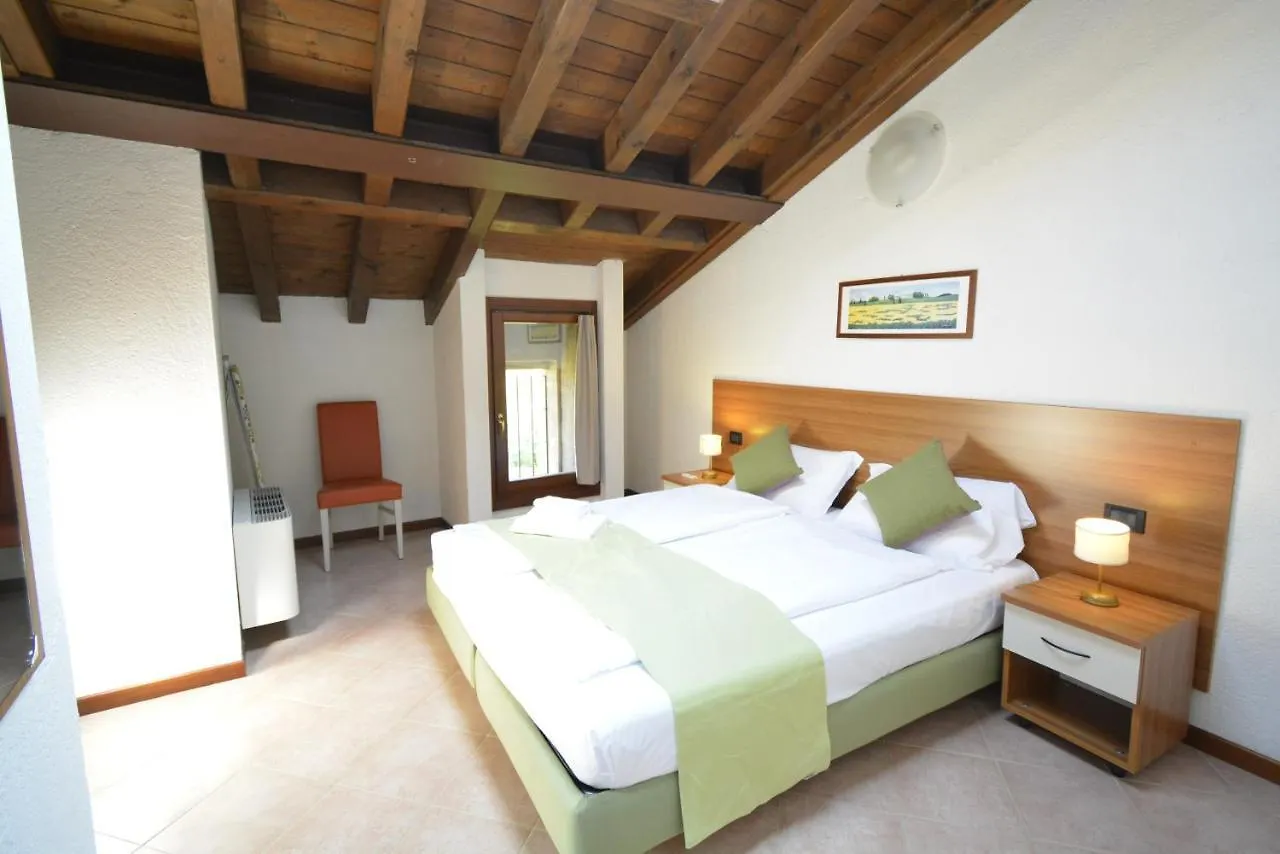 Residenza Corte Casara Lazise 3*,  Italie
