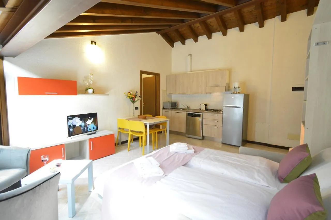 Residenza Corte Casara Lazise Aparthotel