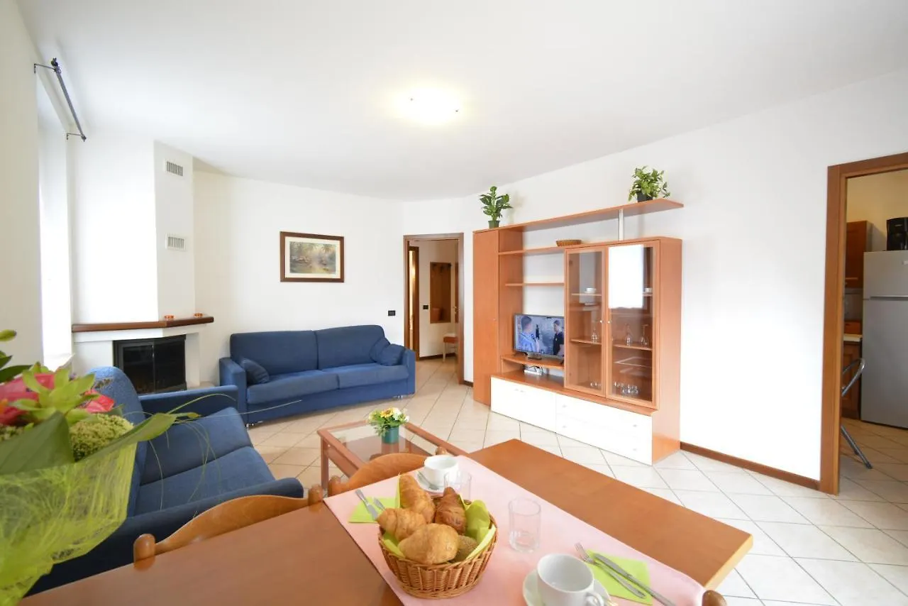 Residenza Corte Casara Lazise 3*,